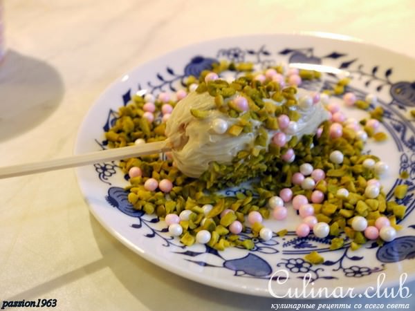 Cake-Pops или пирожные-крошки на ножке „Рождественская елочка“