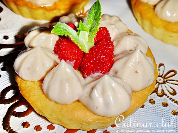 Корзиночки с карамельным кремом и земляникой для Леночки (Лена72)