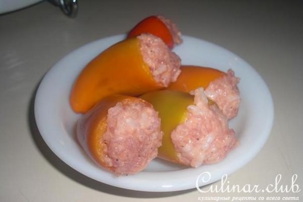 мини-перчики в сметанном соусе.
