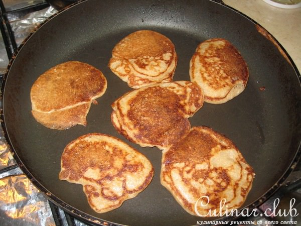Оладушки с орехами и лимоном постные
