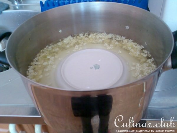 Монастырский сироп из цветков бузины