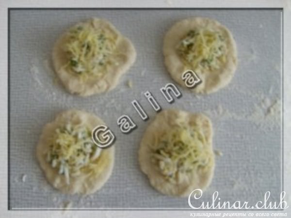 Творожные пирожки с яйцом и луком