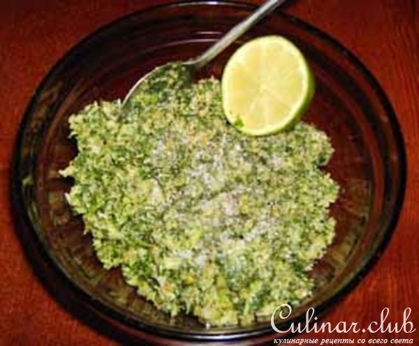 Макароны с зеленым ореховым соусом