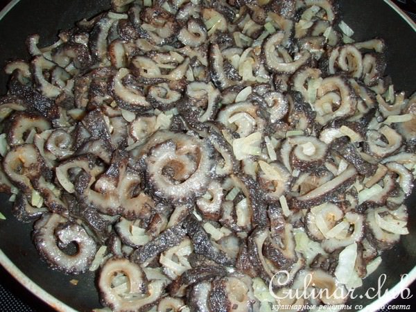 СКОБЛЯНКА ИЗ КУКУМАРИИ С МЯСОМ