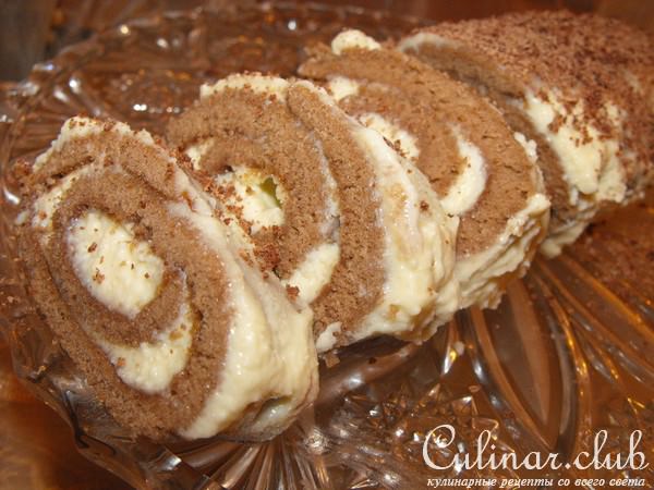 Рулет с кремом из маскарпоне