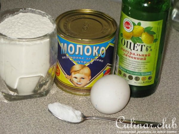 Бисквитный рулет с бананом