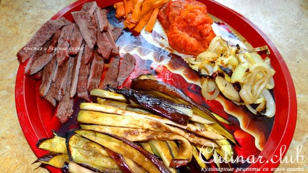 Теплый гриль-салат с говядиной и овощами