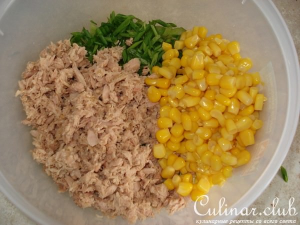 Салат из сельдерея с тунцом