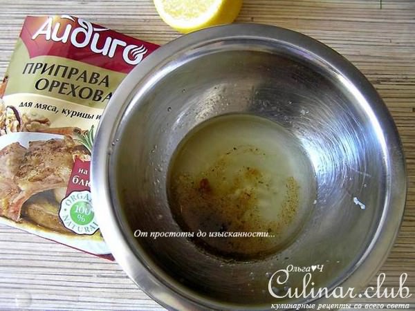 Салат из зеленой гречки с овощами и ореховой заправкой