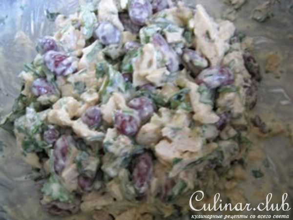 Салат фасолевый с курицей