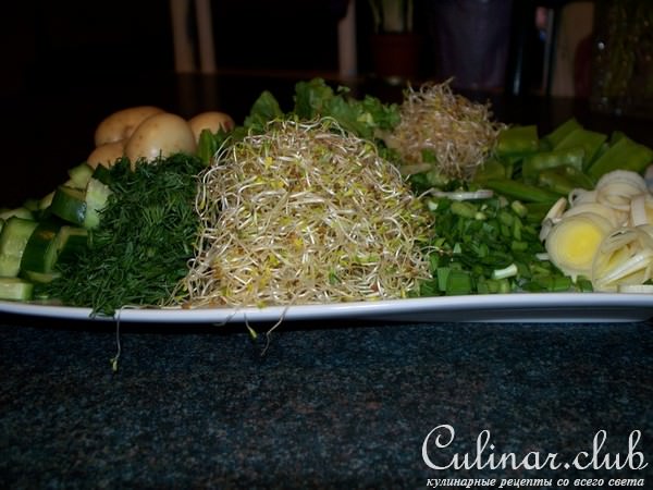 Салат "ПОЛЕЗНО-ВКУСНЫЙ"
