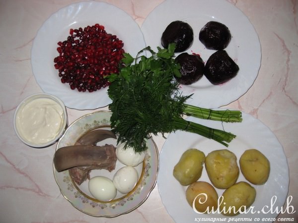 Клубничный браслет