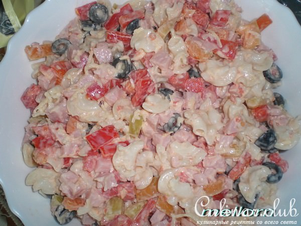 Салат по-итальянски с макаронами