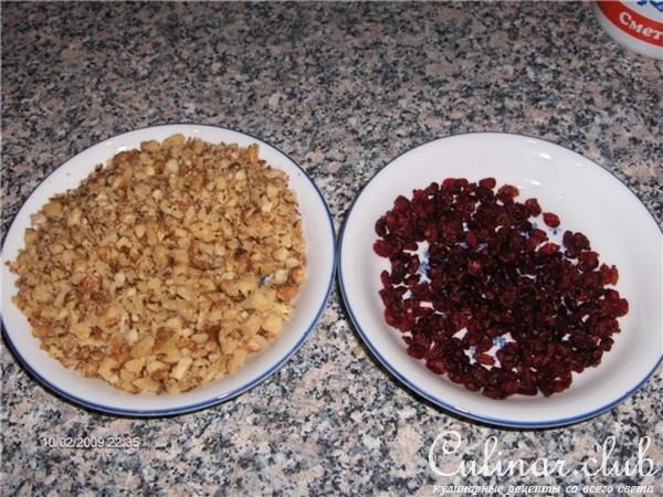 Салат куриный с омлетом