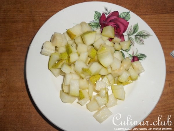 Летний салат с черникой к завтраку 