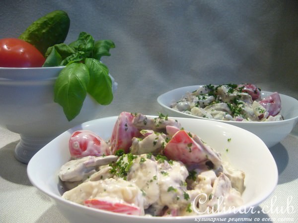Селедочный салат с белыми грибами и шампиньонами