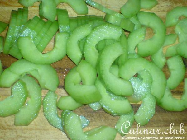 Kартофельно-огуречный салат
