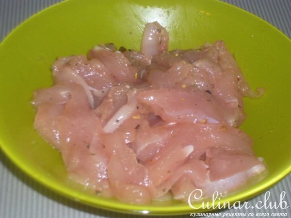 Салат из нежной куриной грудки