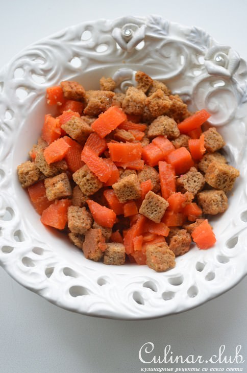 Свекольный сыр с сухариками