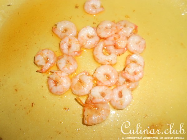 Салат-коктейль с креветками и овощами
