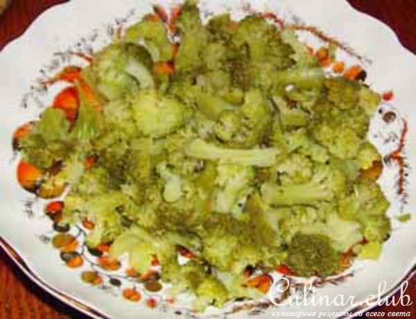 Салат с брокколи и фетой