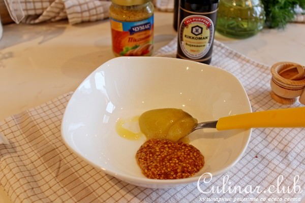 Салат из куриной печени с соевым соусом .