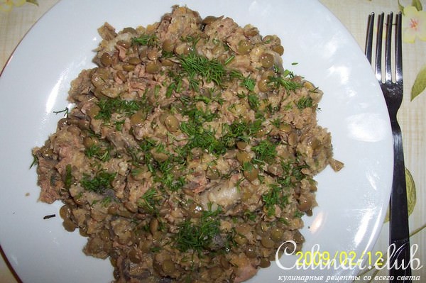 Салат из чечевицы