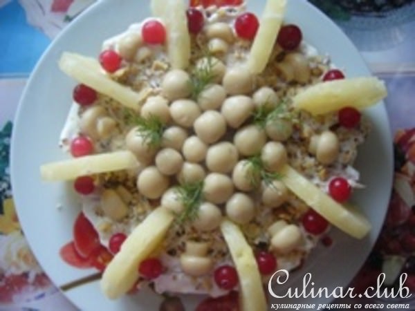 Ананасовый салат