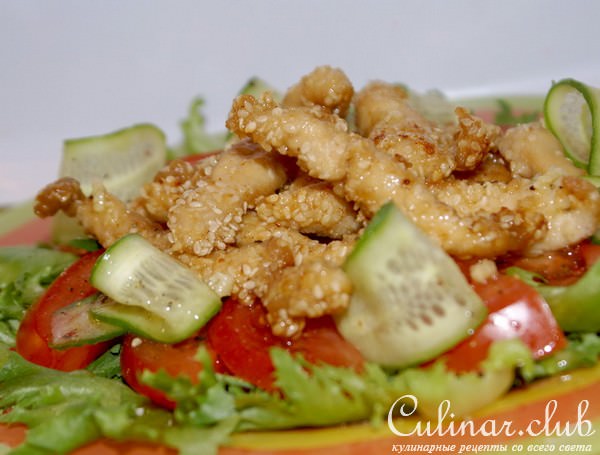 Салат из курицы в кунжуте