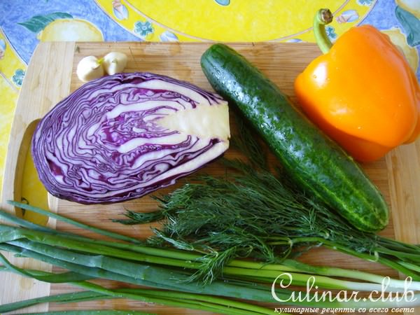Салат с краснокачанной капустой