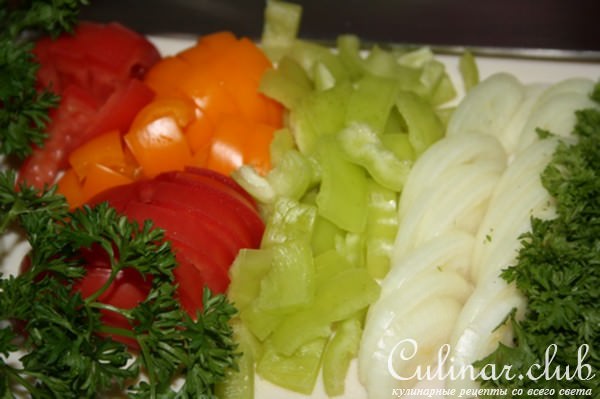 Турецкий салат из белой фасоли (Fasulye-Piyaz).