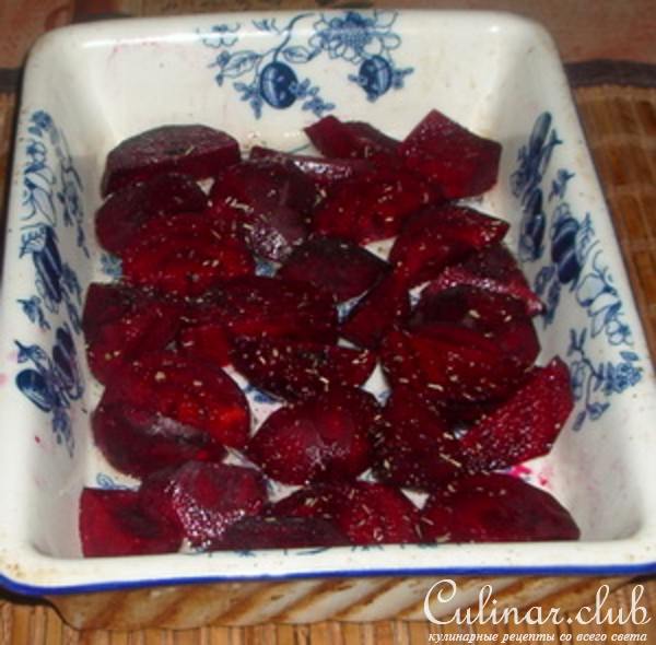 Салат с запеченной свеклой