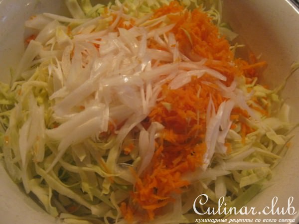 Салат из капусты и клюквы