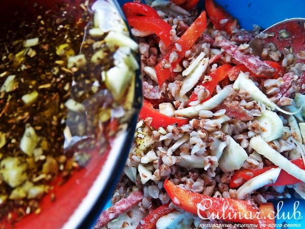 Салат с фенхелем,салями и гречкой