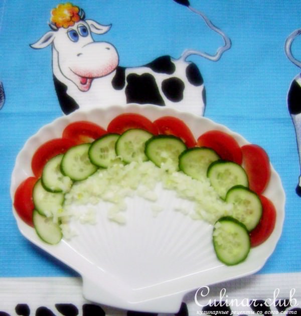 САЛАТ- простой, но вкусный и красивый