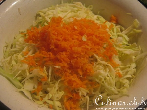 Салат из капусты и клюквы
