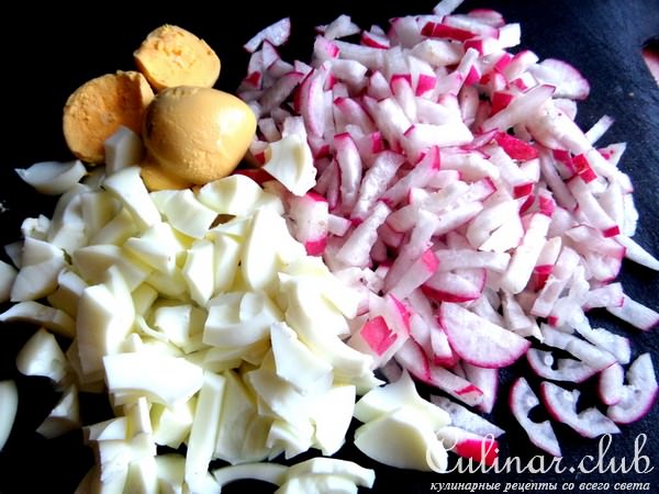 Салат из редиски с сыром