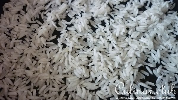 Необычный салат из баклажан и риса