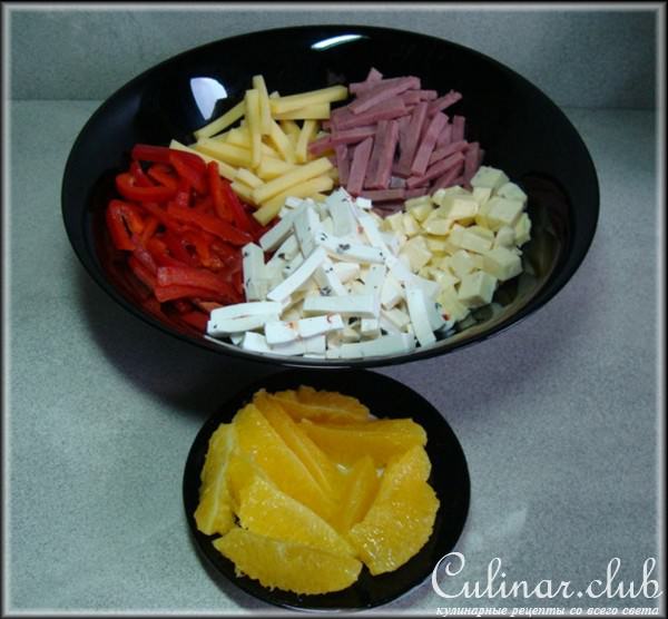 Салат "Сырный микс".