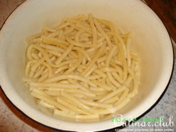 Салат из авокадо и макарон (мой вариант)