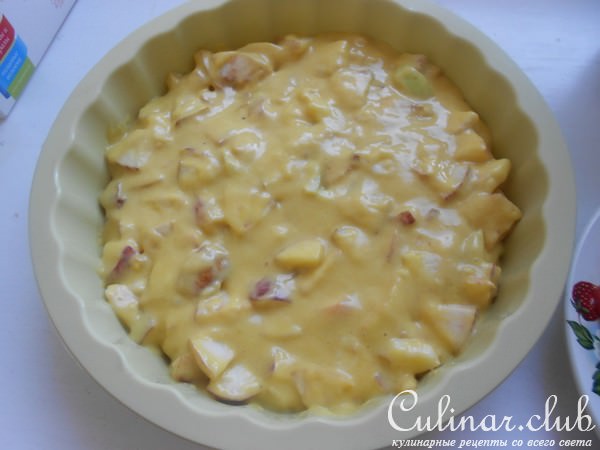 Шарлотка с яблоками