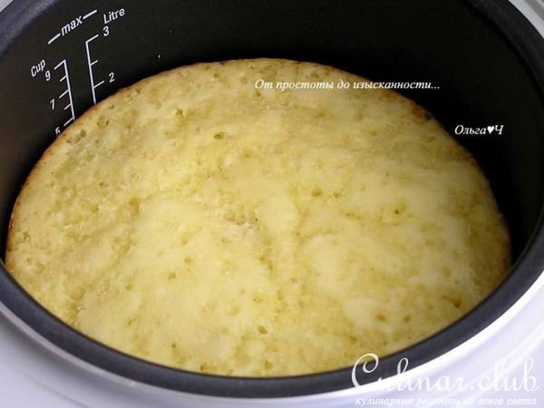 Яблочная шарлотка (в мультиварке)