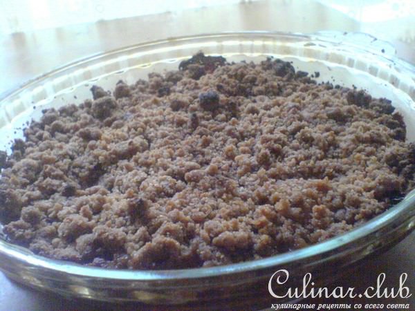 Персиковый пирог с коричной крошкой