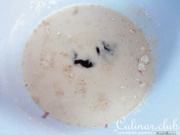 Булка с клюквенным джемом