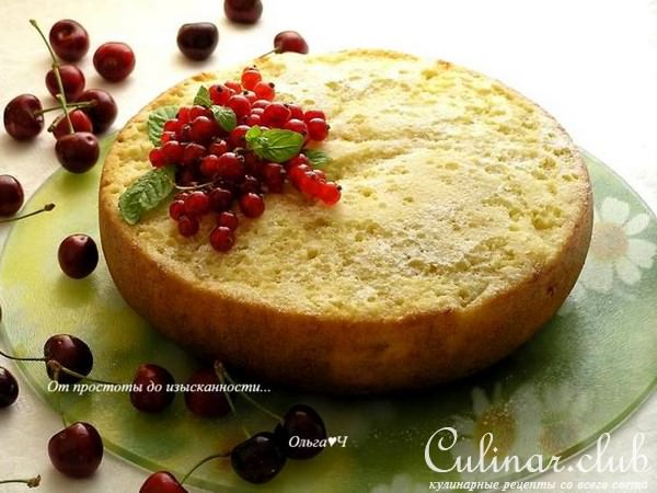 Яблочная шарлотка (в мультиварке)