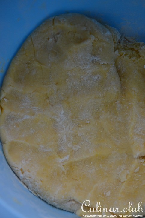 Пирог с творогом и черникой