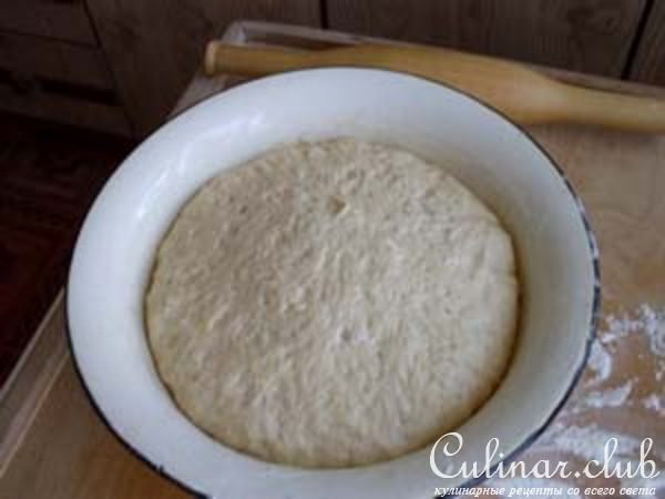 Пирог с маком и изюмом