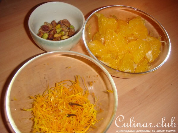 пряный апельсиновый пирог с фисташками