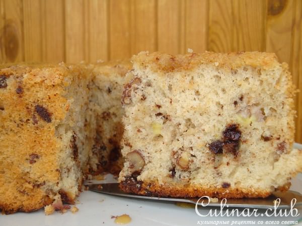 Пирог с орехами,бананом и шоколадом