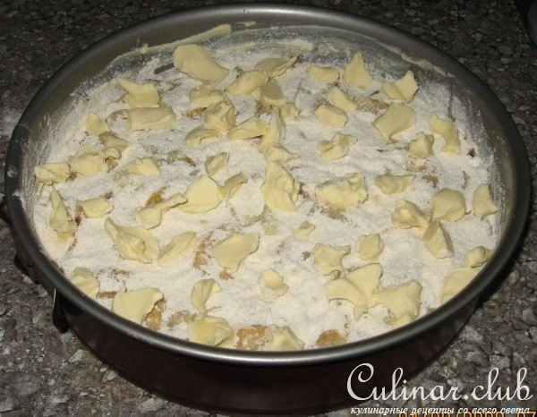 Насыпной пирог с персиками и яблоками.(вариант)